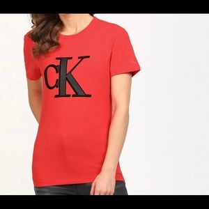 Red tshirt